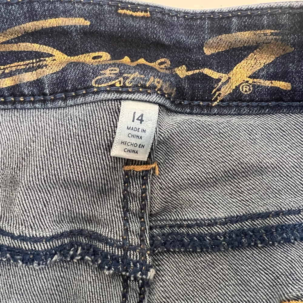 Seven7 Weekend Short Hi-Rise Denim Shorts Women Size 14 Color Blue - Picture 3 of 8